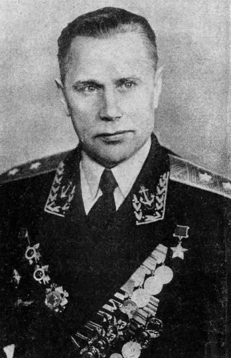 Герой Советского союза Хохлов П. И. Автор книги
